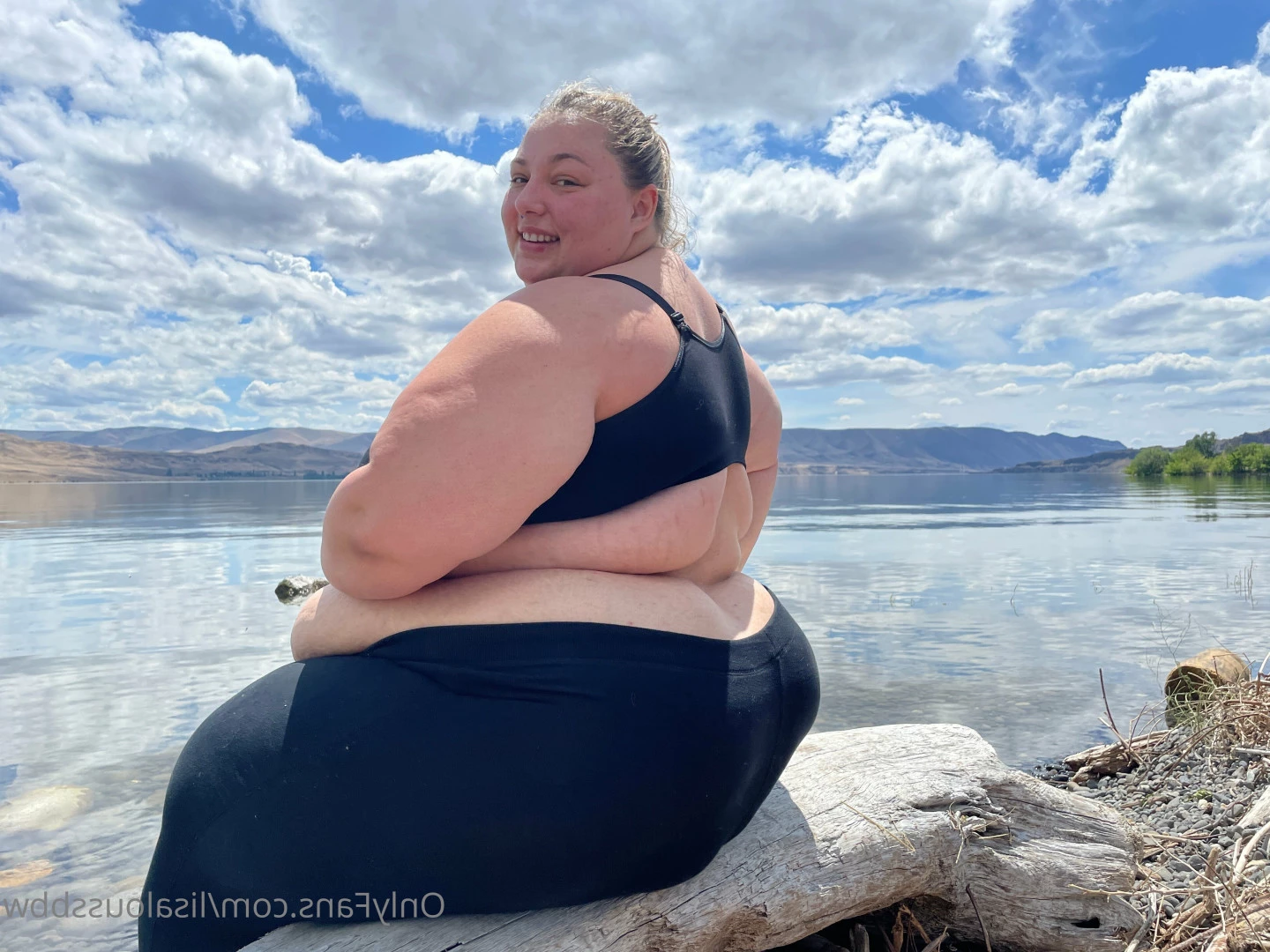 LisaLou [ lisaloussbbw ] Onlyfans leaked photo 6239263 on Hotleaks.tv