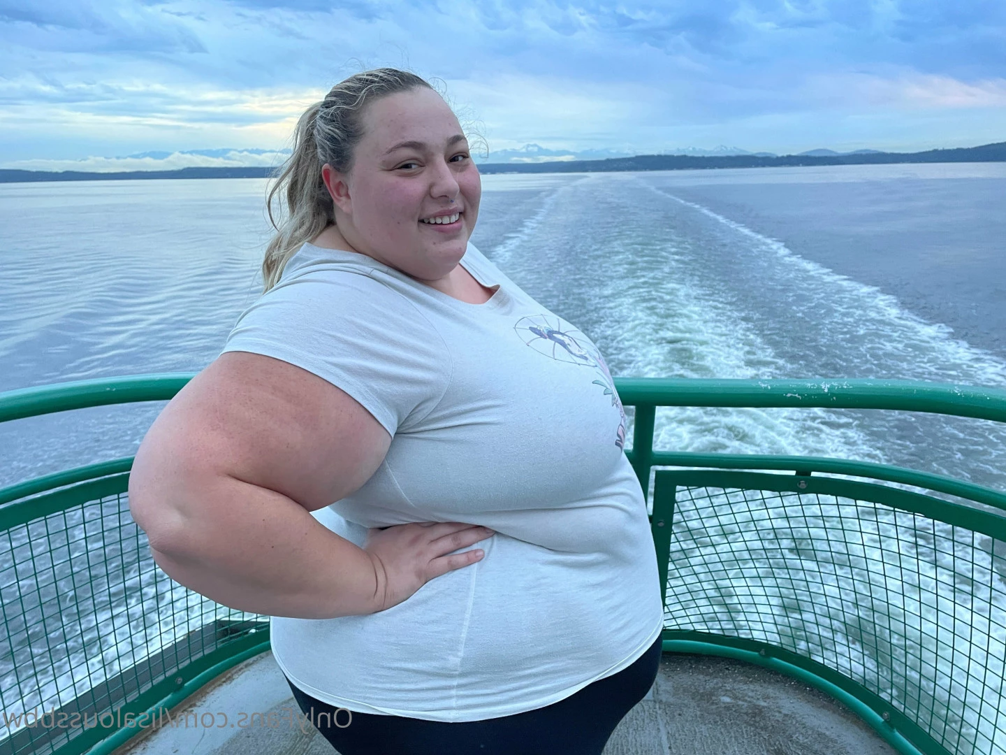 LisaLou [ lisaloussbbw ] Onlyfans leaked photo 6239635 on Hotleaks.tv