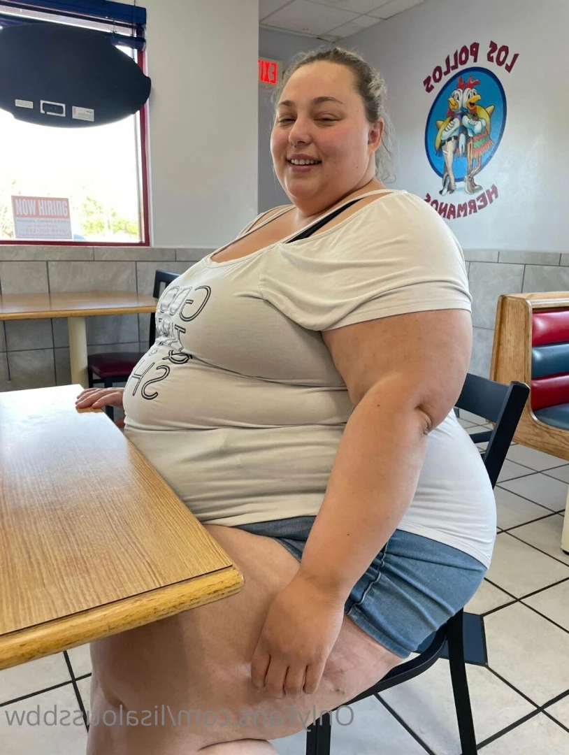 LisaLou [ lisaloussbbw ] Onlyfans leaked photo 6239771 on Hotleaks.tv