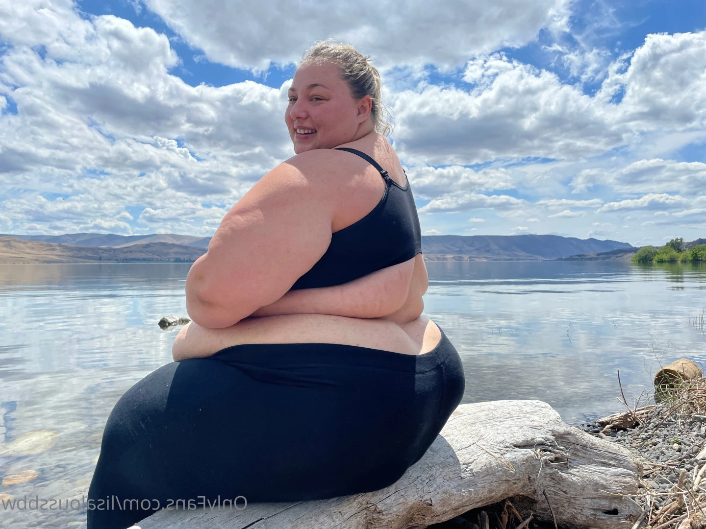 LisaLou [ lisaloussbbw ] Onlyfans leaked photo 6240220 on Hotleaks.tv