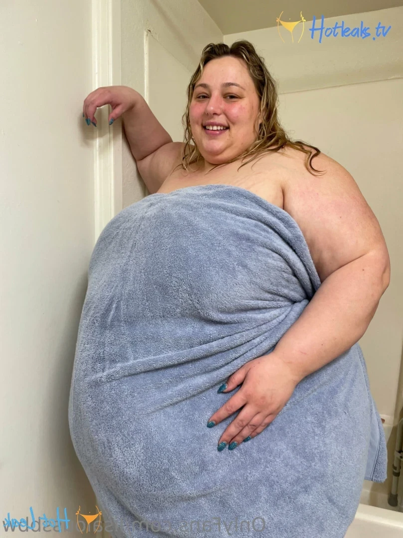 LisaLou [ lisaloussbbw ] Onlyfans leaked photo 13190271 on Hotleaks.tv