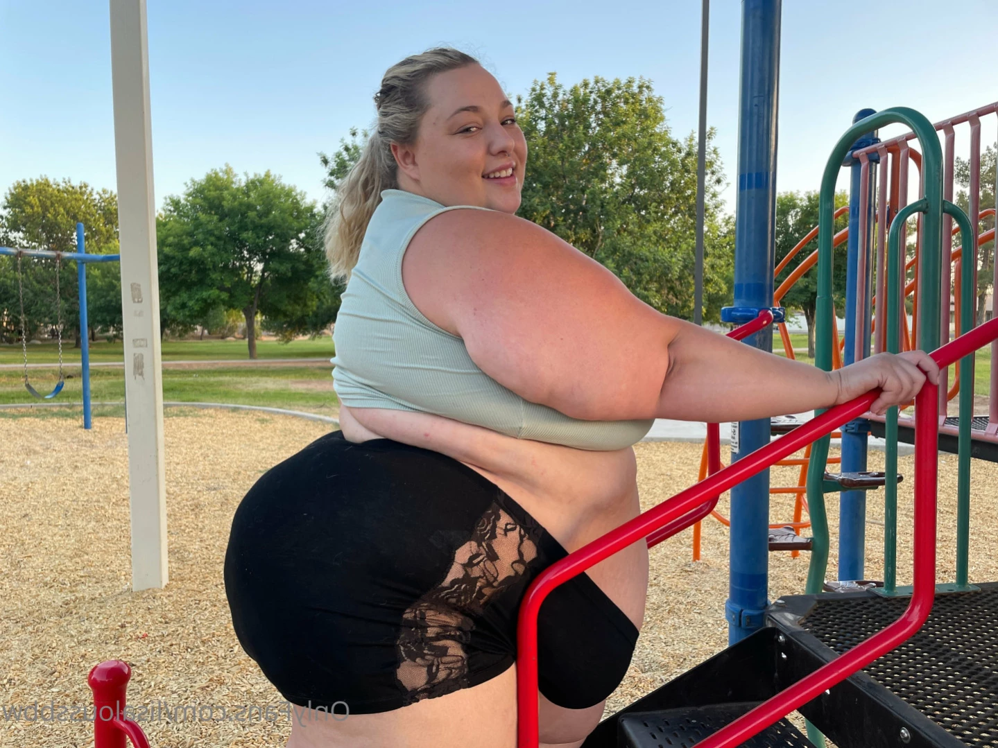 LisaLou [ lisaloussbbw ] Onlyfans leaked photo 13190545 on Hotleaks.tv