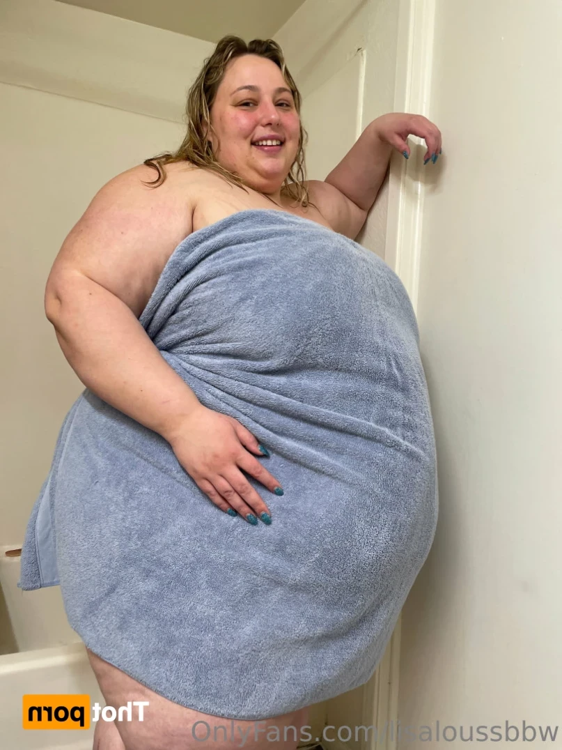 LisaLou [ lisaloussbbw ] Onlyfans leaked photo 14152283 on Hotleaks.tv