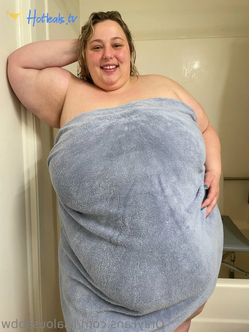 LisaLou [ lisaloussbbw ] Onlyfans leaked photo 15958477 on Hotleaks.tv