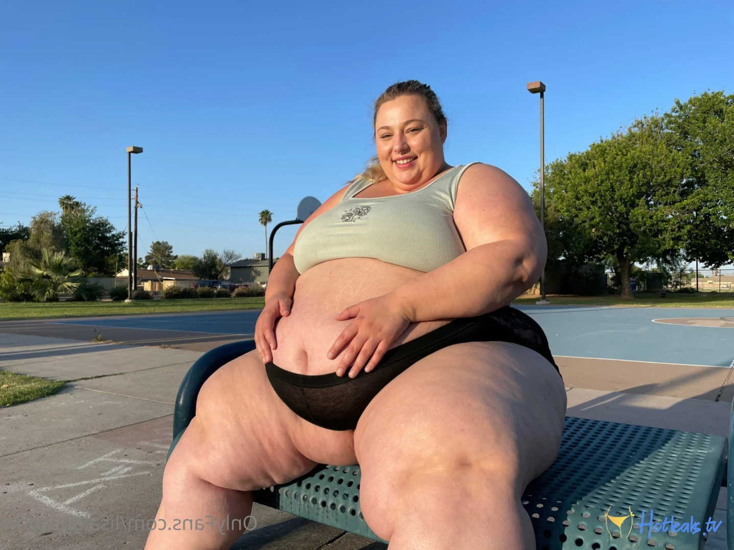 LisaLou [ lisaloussbbw ] Onlyfans leaked photo 16015922 on Hotleaks.tv