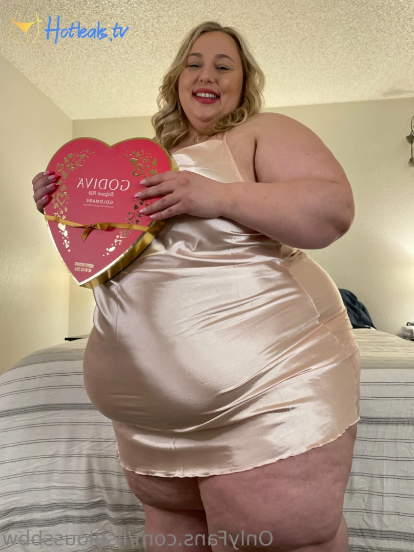 LisaLou [ lisaloussbbw ] Onlyfans leaked photo 16338443 on Hotleaks.tv