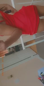 1372908