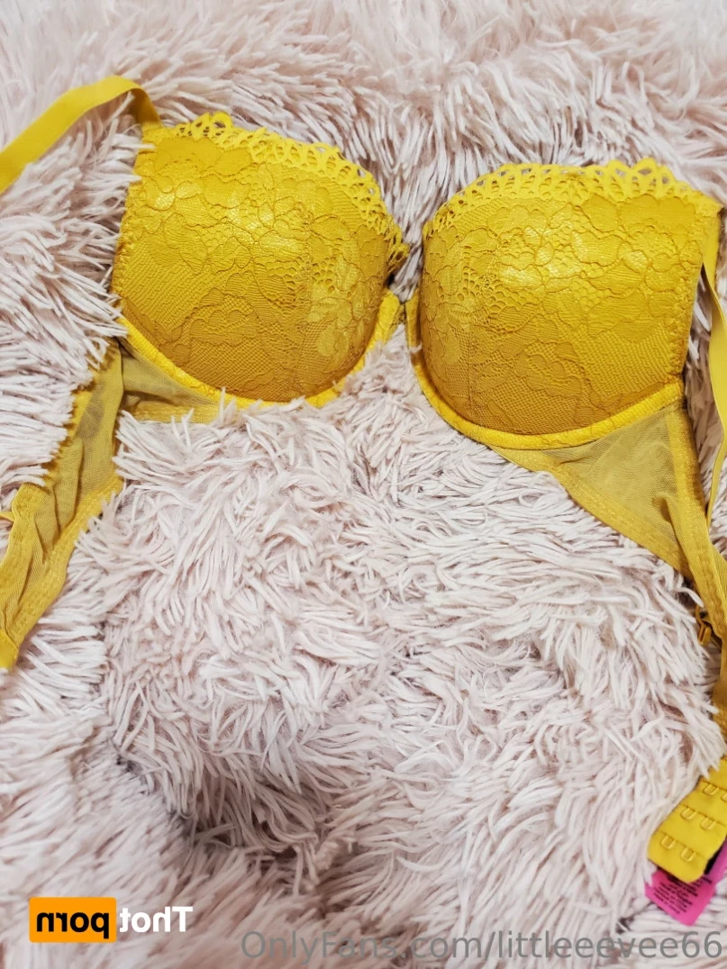 Eevee [ littleeevee66 ] Onlyfans leaked photo 13185355 on Hotleaks.tv