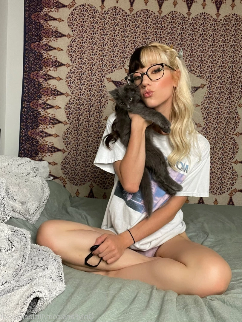 littleelladevil Onlyfans leaked photo 6261189 on Hotleaks.tv
