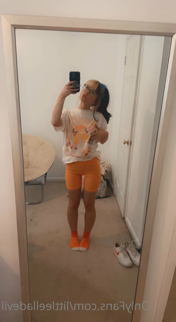 littleelladevil Onlyfans leaked photo 9418320 on Hotleaks.tv