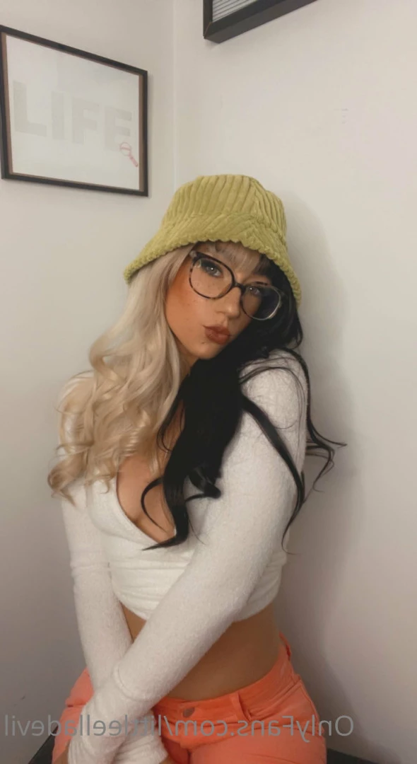 littleelladevil Onlyfans leaked photo 9418455 on Hotleaks.tv
