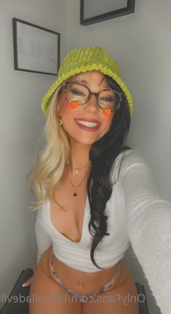 littleelladevil Onlyfans leaked photo 9420044 on Hotleaks.tv