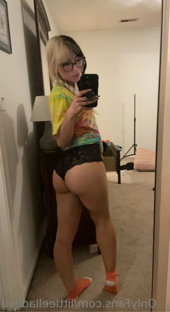 littleelladevil Onlyfans leaked photo 9420261 on Hotleaks.tv
