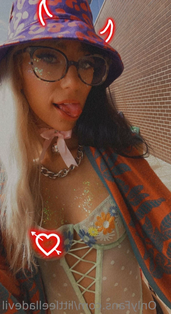 littleelladevil Onlyfans leaked photo 9420417 on Hotleaks.tv