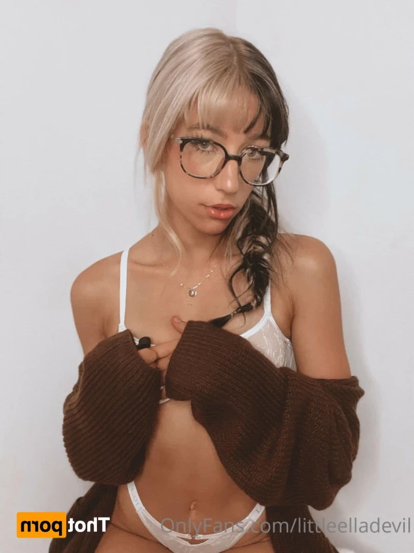 littleelladevil Onlyfans leaked photo 14178516 on Hotleaks.tv