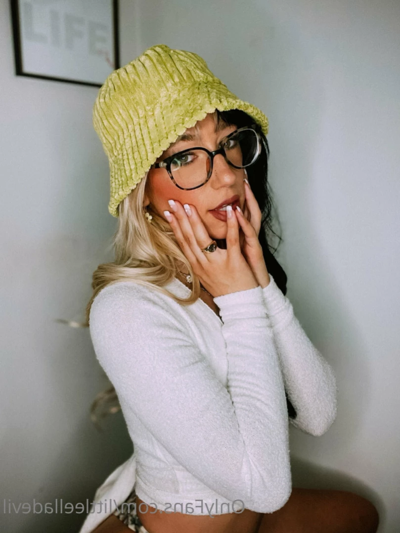 littleelladevil Onlyfans leaked photo 15073517 on Hotleaks.tv