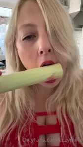 Lizzy Loves 🚀 🅲🆁🆈🅿🆃🅾 🅲🅾🅸🅽🆂 [ lizzyminx ] Onlyfans leaked video 4908763 on Hotleaks.tv