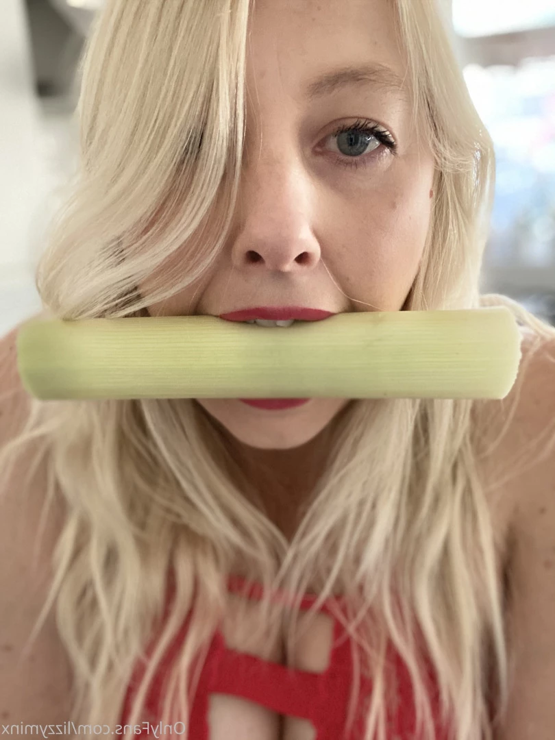 Lizzy Loves 🚀 🅲🆁🆈🅿🆃🅾 🅲🅾🅸🅽🆂 [ lizzyminx ] Onlyfans leaked photo 6043388 on Hotleaks.tv