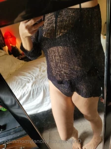 3198957