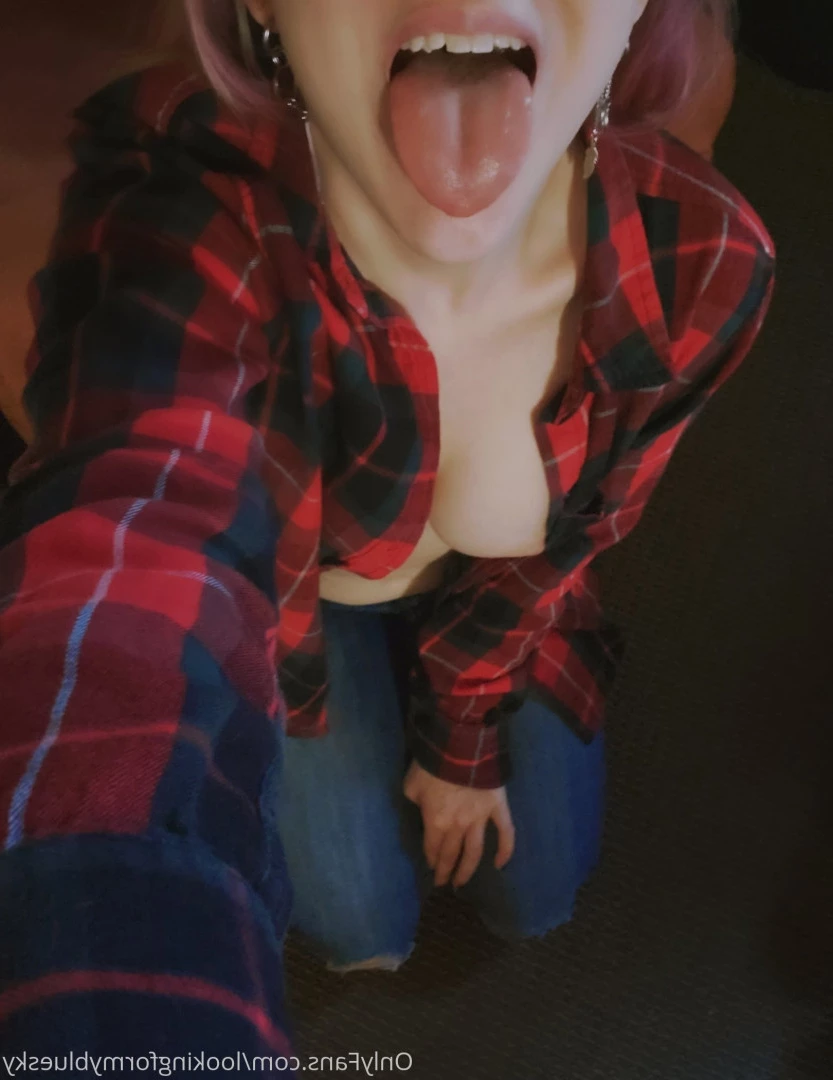 Miss Blue [ lookingformybluesky ] Onlyfans leaked photo 10353744 on Hotleaks.tv