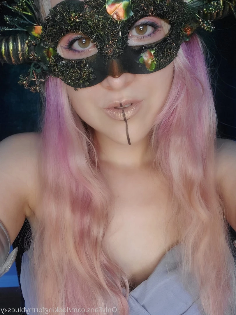 Miss Blue [ lookingformybluesky ] Onlyfans leaked photo 10354515 on Hotleaks.tv