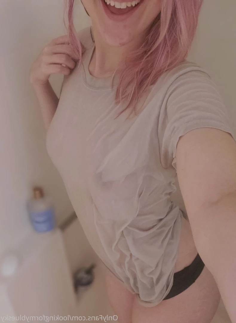 Miss Blue [ lookingformybluesky ] Onlyfans leaked photo 10354963 on Hotleaks.tv