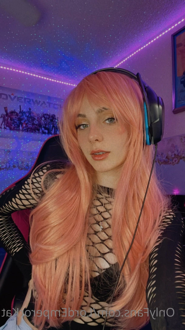 Kat 🌸 ONLINE NOW 🟢 [ lordemperorkat ] Onlyfans leaked photo 5873058 on Hotleaks.tv