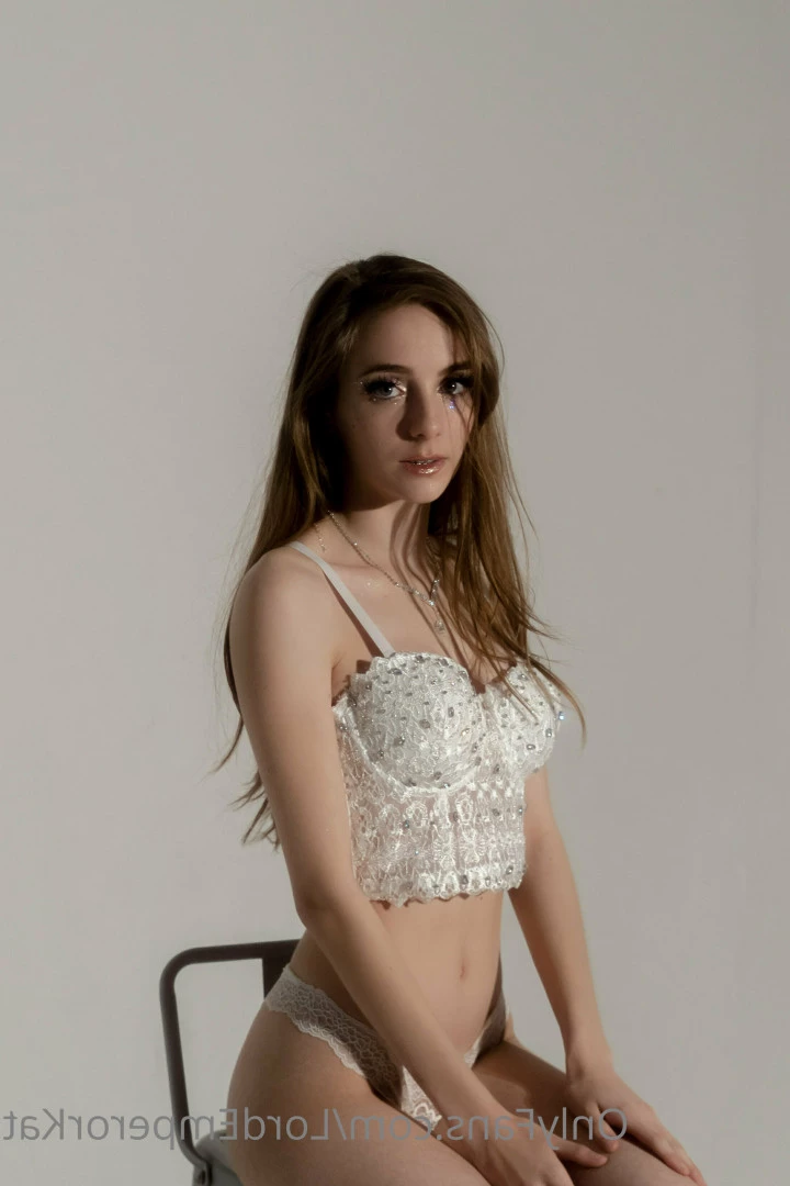 Kat 🌸 ONLINE NOW 🟢 [ lordemperorkat ] Onlyfans leaked photo 5873135 on Hotleaks.tv
