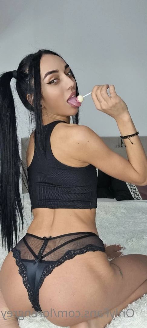 𝙻𝚘𝚛𝚎𝚗 𝙶𝚛𝚎𝚢 😈💦 [ lorengrey ] Onlyfans leaked photo 11508376 on Hotleaks.tv