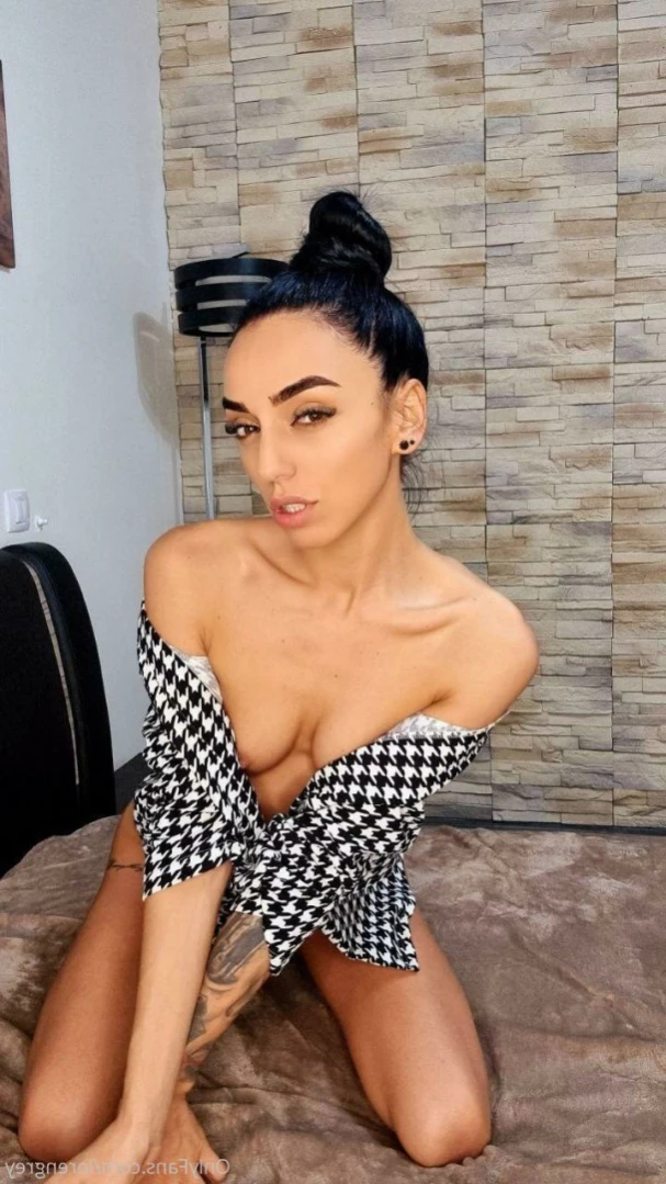 𝙻𝚘𝚛𝚎𝚗 𝙶𝚛𝚎𝚢 😈💦 [ lorengrey ] Onlyfans leaked photo 13178831 on Hotleaks.tv