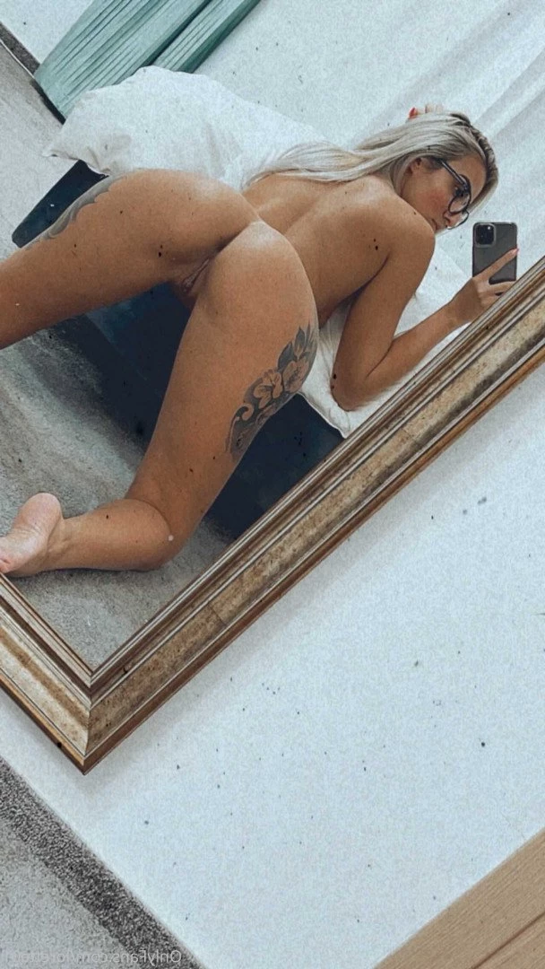 Lorette [ lorette01 ] Onlyfans leaked photo 3146474 on Hotleaks.tv