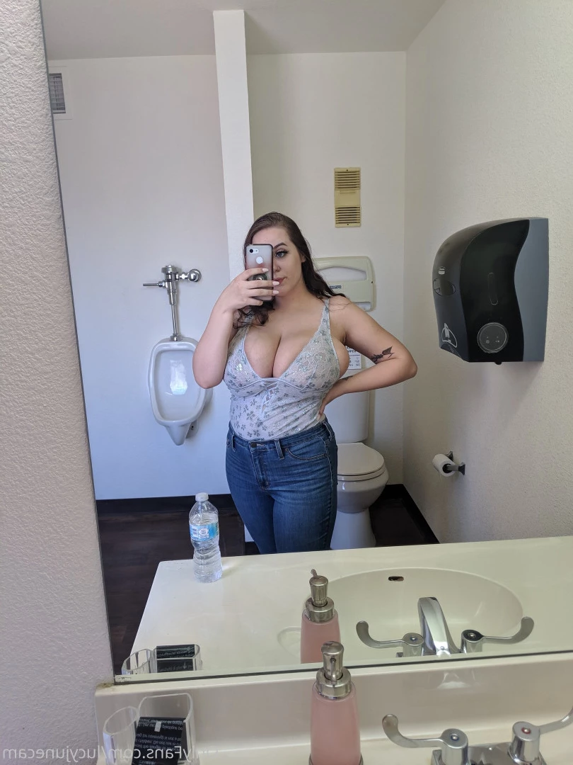 Lucy June [ lucyjunecam ] Onlyfans leaked photo 10320761 on Hotleaks.tv