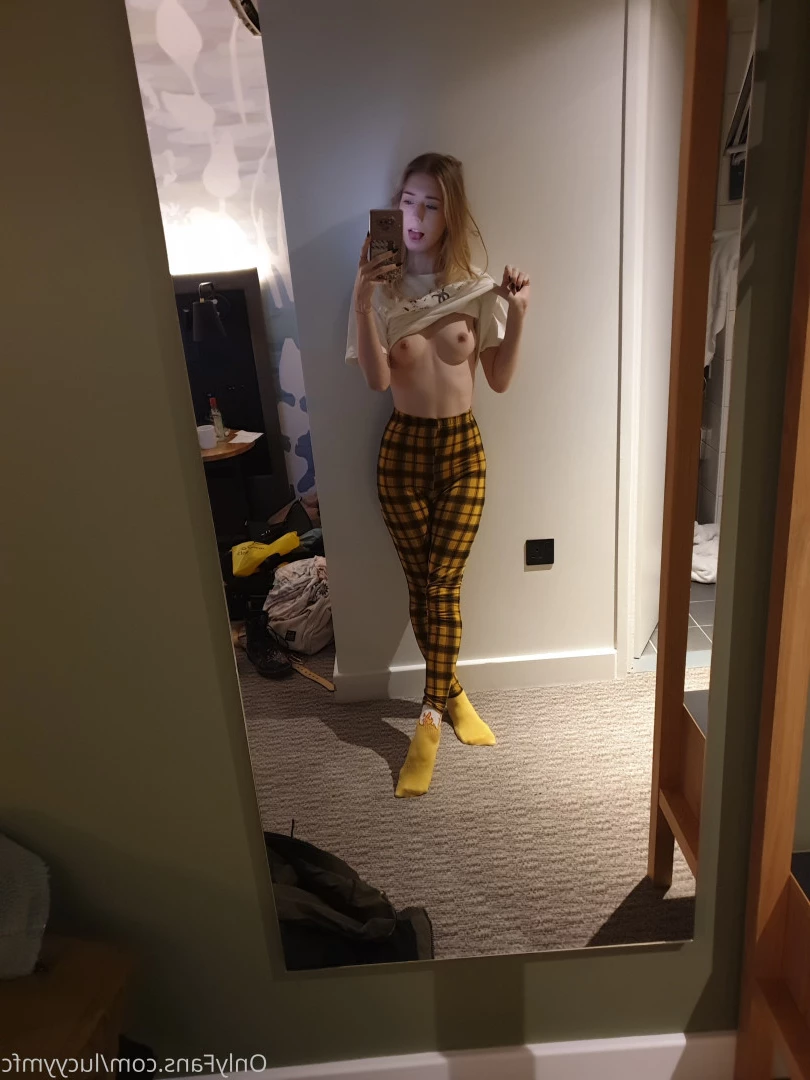 Lucyy [ lucyymfc ] Onlyfans leaked photo 9684813 on Hotleaks.tv
