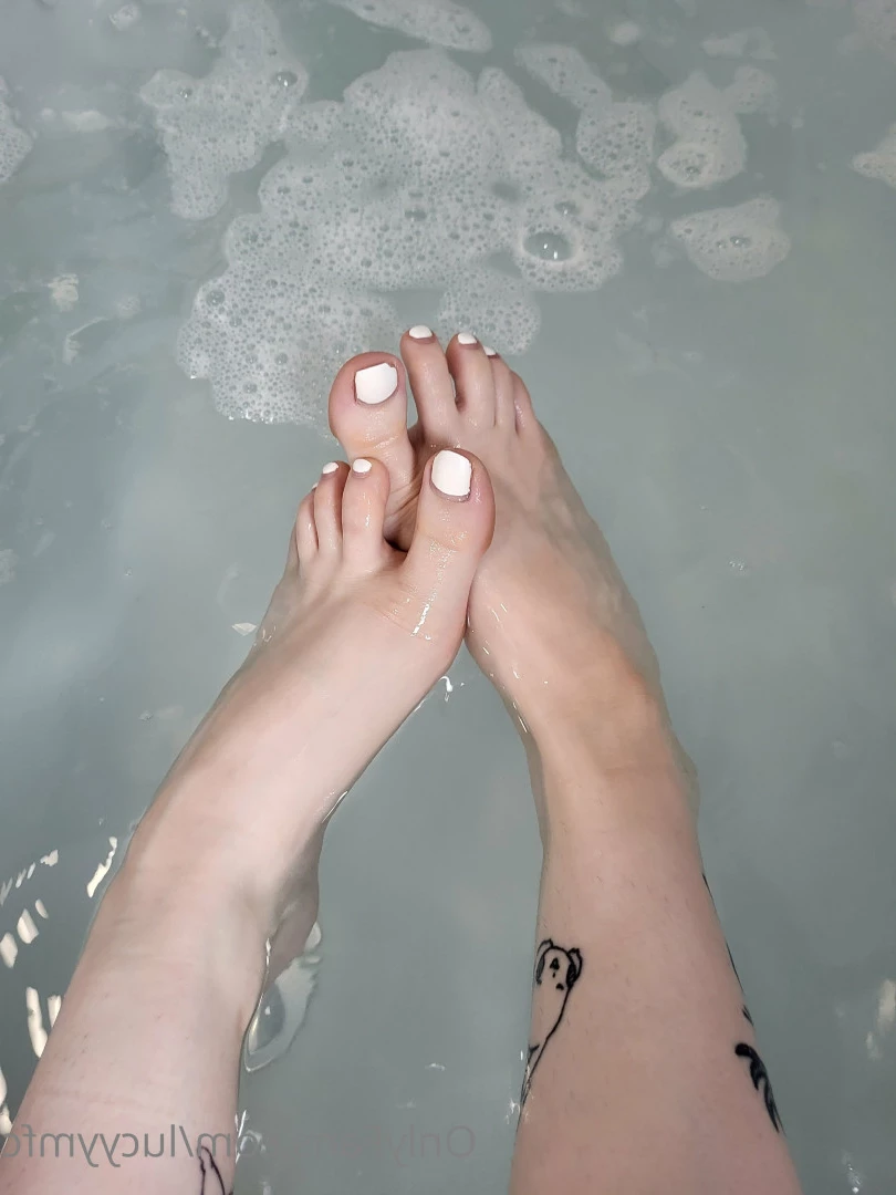 Lucyy [ lucyymfc ] Onlyfans leaked photo 9691859 on Hotleaks.tv