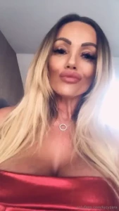🇬🇧𝙇𝙐𝘾𝙔𝙕𝘼𝙍𝘼🇬🇧 𝙐𝙆 '𝙎 𝙃𝙊𝙏𝙏𝙀𝙎𝙏 𝙋𝙊𝙎𝙃 𝙈𝙄𝙇𝙁  😈 [ lucyzara ] Onlyfans leaked video 8910585 on Hotleaks.tv