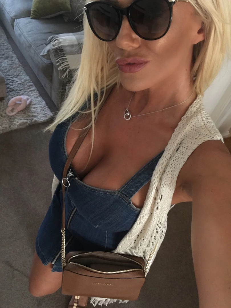 🇬🇧𝙇𝙐𝘾𝙔𝙕𝘼𝙍𝘼🇬🇧 𝙐𝙆 '𝙎 𝙃𝙊𝙏𝙏𝙀𝙎𝙏 𝙋𝙊𝙎𝙃 𝙈𝙄𝙇𝙁  😈 [ lucyzara ] Onlyfans leaked photo 9365521 on Hotleaks.tv