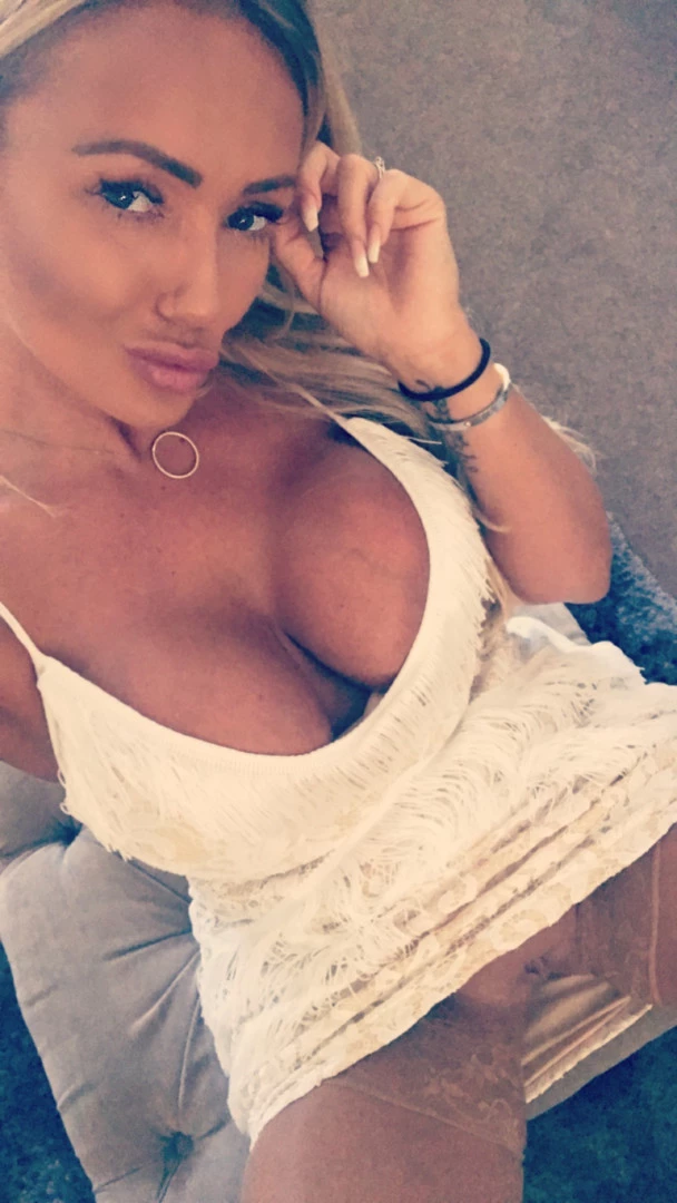 🇬🇧𝙇𝙐𝘾𝙔𝙕𝘼𝙍𝘼🇬🇧 𝙐𝙆 '𝙎 𝙃𝙊𝙏𝙏𝙀𝙎𝙏 𝙋𝙊𝙎𝙃 𝙈𝙄𝙇𝙁  😈 [ lucyzara ] Onlyfans leaked photo 9368752 on Hotleaks.tv