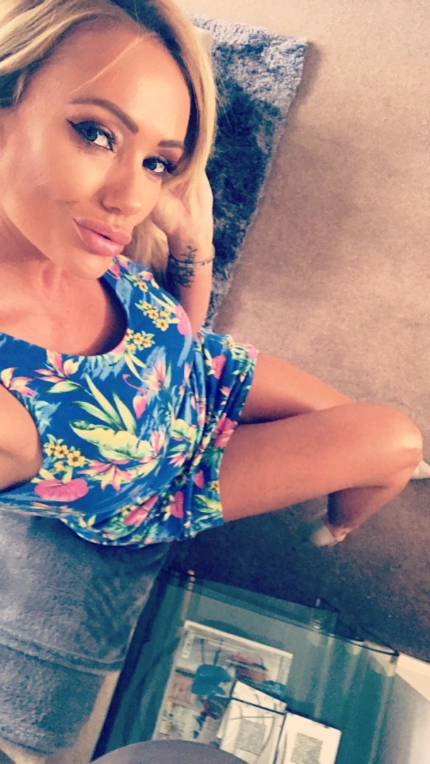 🇬🇧𝙇𝙐𝘾𝙔𝙕𝘼𝙍𝘼🇬🇧 𝙐𝙆 '𝙎 𝙃𝙊𝙏𝙏𝙀𝙎𝙏 𝙋𝙊𝙎𝙃 𝙈𝙄𝙇𝙁  😈 [ lucyzara ] Onlyfans leaked photo 9371143 on Hotleaks.tv