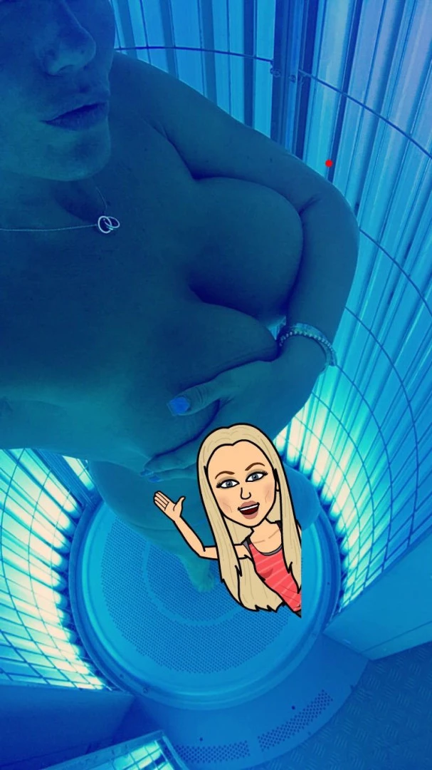 🇬🇧𝙇𝙐𝘾𝙔𝙕𝘼𝙍𝘼🇬🇧 𝙐𝙆 '𝙎 𝙃𝙊𝙏𝙏𝙀𝙎𝙏 𝙋𝙊𝙎𝙃 𝙈𝙄𝙇𝙁  😈 [ lucyzara ] Onlyfans leaked photo 9378178 on Hotleaks.tv
