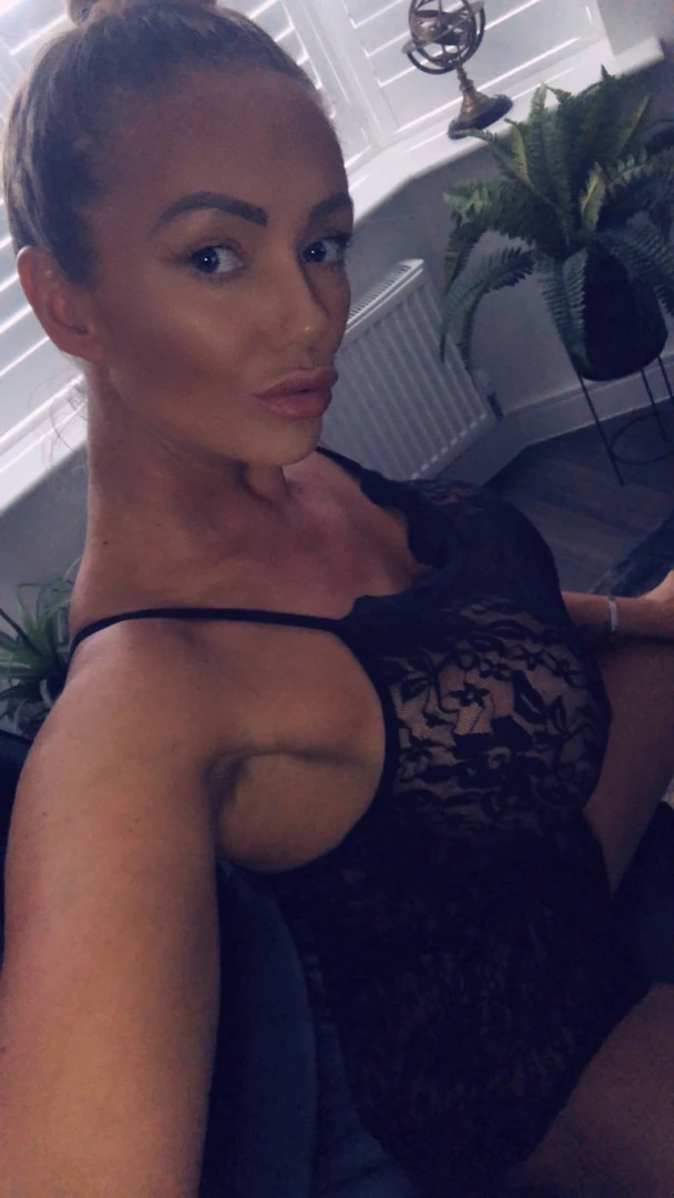 🇬🇧𝙇𝙐𝘾𝙔𝙕𝘼𝙍𝘼🇬🇧 𝙐𝙆 '𝙎 𝙃𝙊𝙏𝙏𝙀𝙎𝙏 𝙋𝙊𝙎𝙃 𝙈𝙄𝙇𝙁  😈 [ lucyzara ] Onlyfans leaked photo 9382509 on Hotleaks.tv