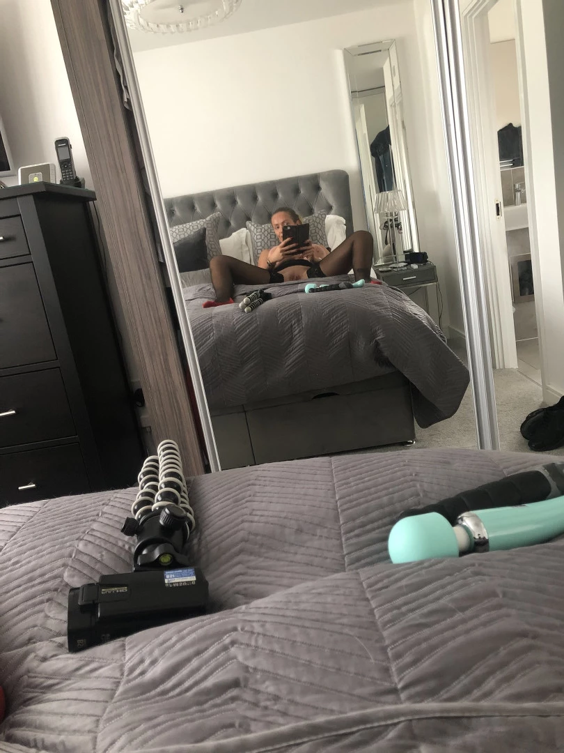 🇬🇧𝙇𝙐𝘾𝙔𝙕𝘼𝙍𝘼🇬🇧 𝙐𝙆 '𝙎 𝙃𝙊𝙏𝙏𝙀𝙎𝙏 𝙋𝙊𝙎𝙃 𝙈𝙄𝙇𝙁  😈 [ lucyzara ] Onlyfans leaked photo 9388105 on Hotleaks.tv