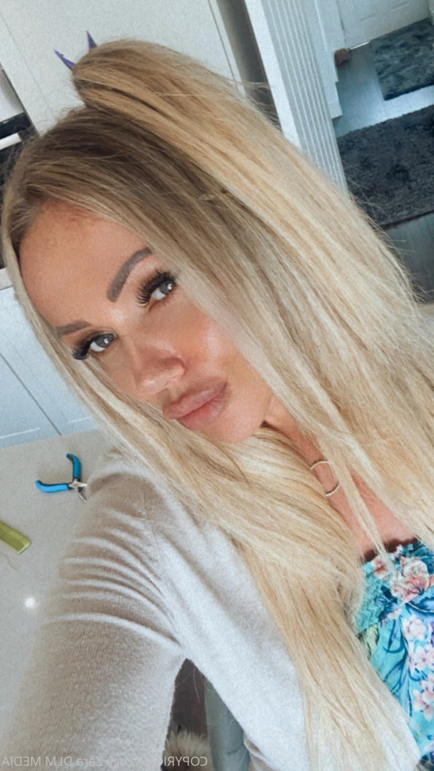 🇬🇧𝙇𝙐𝘾𝙔𝙕𝘼𝙍𝘼🇬🇧 𝙐𝙆 '𝙎 𝙃𝙊𝙏𝙏𝙀𝙎𝙏 𝙋𝙊𝙎𝙃 𝙈𝙄𝙇𝙁  😈 [ lucyzara ] Onlyfans leaked photo 9398279 on Hotleaks.tv