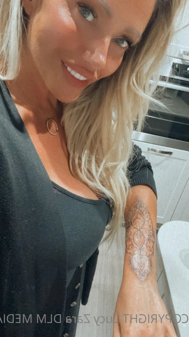 🇬🇧𝙇𝙐𝘾𝙔𝙕𝘼𝙍𝘼🇬🇧 𝙐𝙆 '𝙎 𝙃𝙊𝙏𝙏𝙀𝙎𝙏 𝙋𝙊𝙎𝙃 𝙈𝙄𝙇𝙁  😈 [ lucyzara ] Onlyfans leaked photo 9404043 on Hotleaks.tv