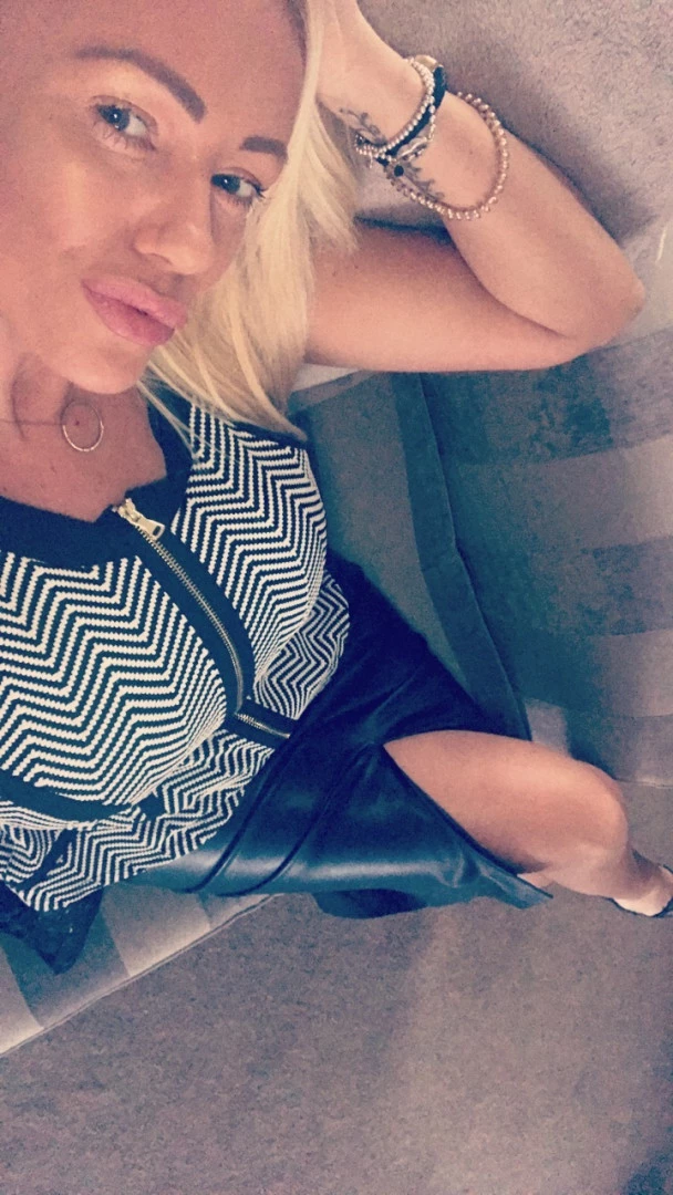 🇬🇧𝙇𝙐𝘾𝙔𝙕𝘼𝙍𝘼🇬🇧 𝙐𝙆 '𝙎 𝙃𝙊𝙏𝙏𝙀𝙎𝙏 𝙋𝙊𝙎𝙃 𝙈𝙄𝙇𝙁  😈 [ lucyzara ] Onlyfans leaked photo 9404375 on Hotleaks.tv