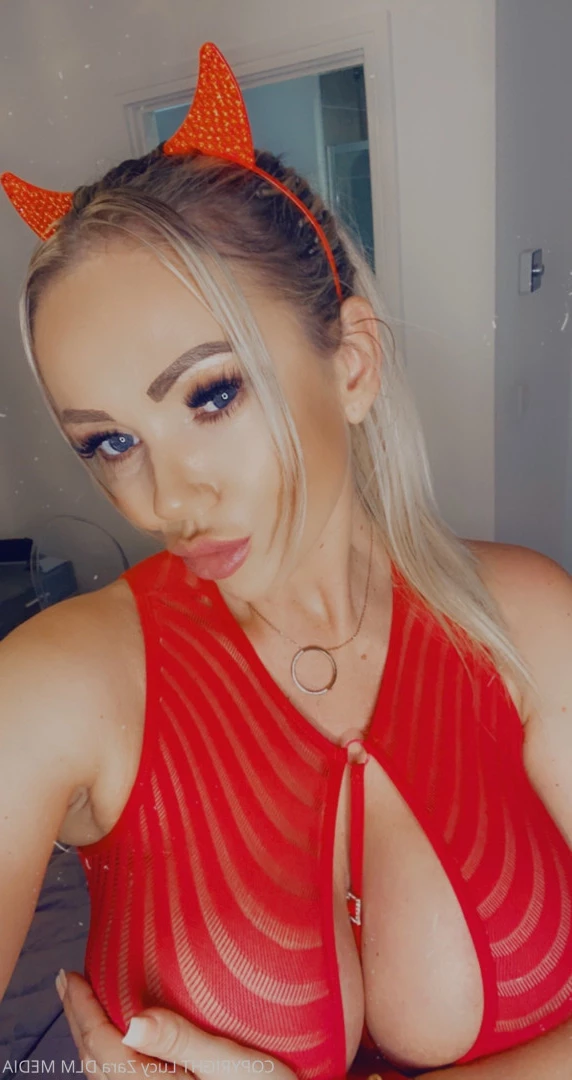 🇬🇧𝙇𝙐𝘾𝙔𝙕𝘼𝙍𝘼🇬🇧 𝙐𝙆 '𝙎 𝙃𝙊𝙏𝙏𝙀𝙎𝙏 𝙋𝙊𝙎𝙃 𝙈𝙄𝙇𝙁  😈 [ lucyzara ] Onlyfans leaked photo 9413921 on Hotleaks.tv