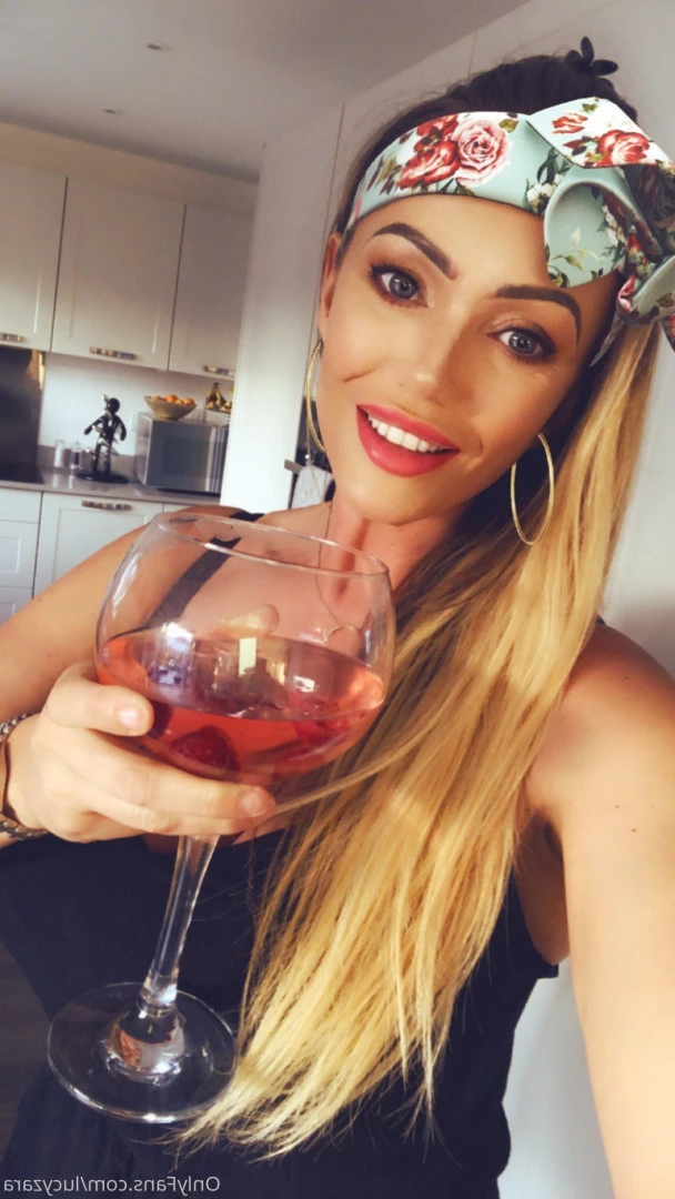 🇬🇧𝙇𝙐𝘾𝙔𝙕𝘼𝙍𝘼🇬🇧 𝙐𝙆 '𝙎 𝙃𝙊𝙏𝙏𝙀𝙎𝙏 𝙋𝙊𝙎𝙃 𝙈𝙄𝙇𝙁  😈 [ lucyzara ] Onlyfans leaked photo 9414021 on Hotleaks.tv