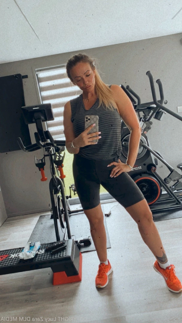 🇬🇧𝙇𝙐𝘾𝙔𝙕𝘼𝙍𝘼🇬🇧 𝙐𝙆 '𝙎 𝙃𝙊𝙏𝙏𝙀𝙎𝙏 𝙋𝙊𝙎𝙃 𝙈𝙄𝙇𝙁  😈 [ lucyzara ] Onlyfans leaked photo 9414617 on Hotleaks.tv
