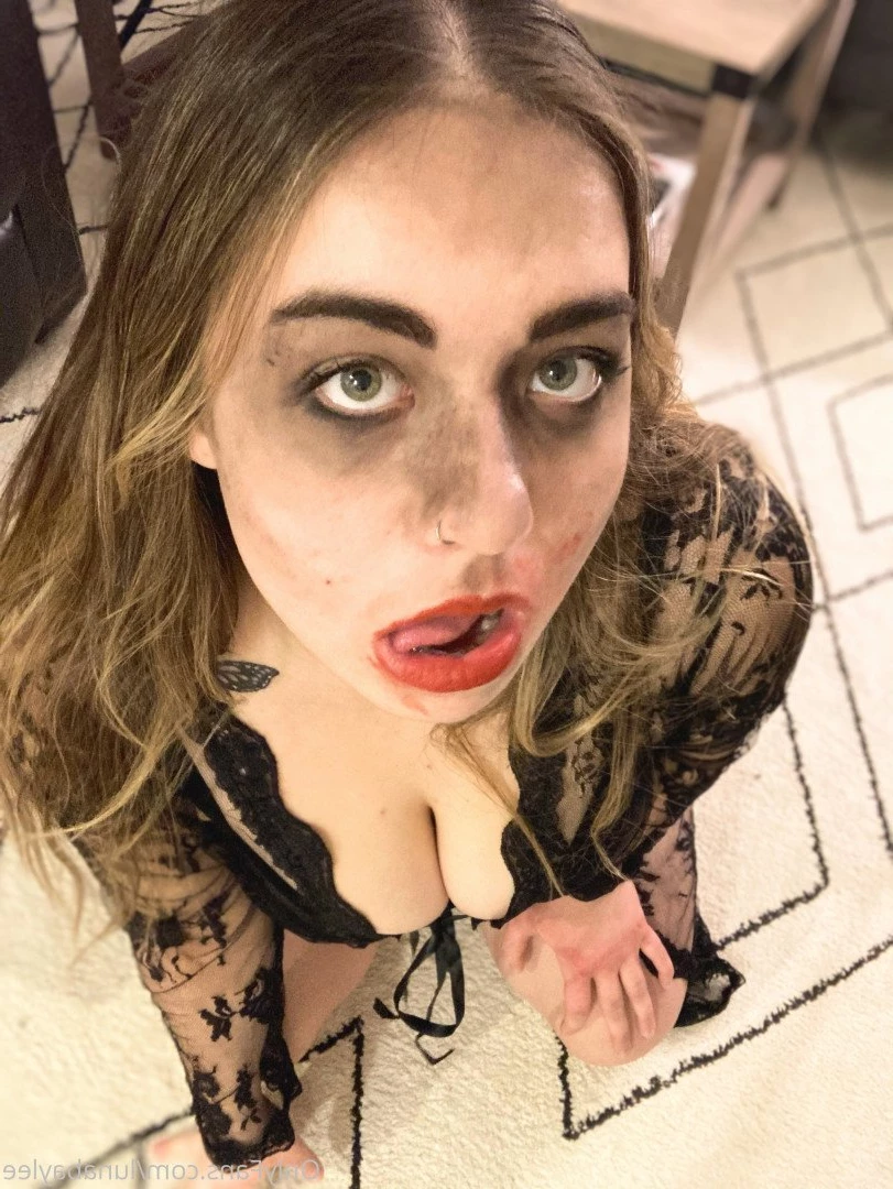 Luna Baylee [ lunabaylee ] Onlyfans leaked photo 3140961 on Hotleaks.tv