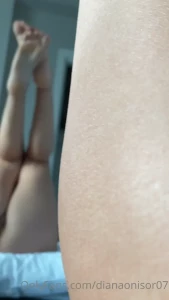 1373338