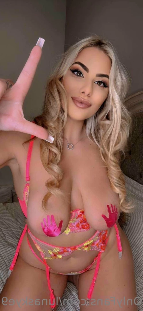 🟢 𝘿𝙤𝙢𝙢𝙚 𝙈𝙞𝙡𝙛 𝙊𝙣𝙡𝙞𝙣𝙚 𝙉𝙤𝙬 🟢 [ lunaskye9 ] Onlyfans leaked photo 12539122 on Hotleaks.tv